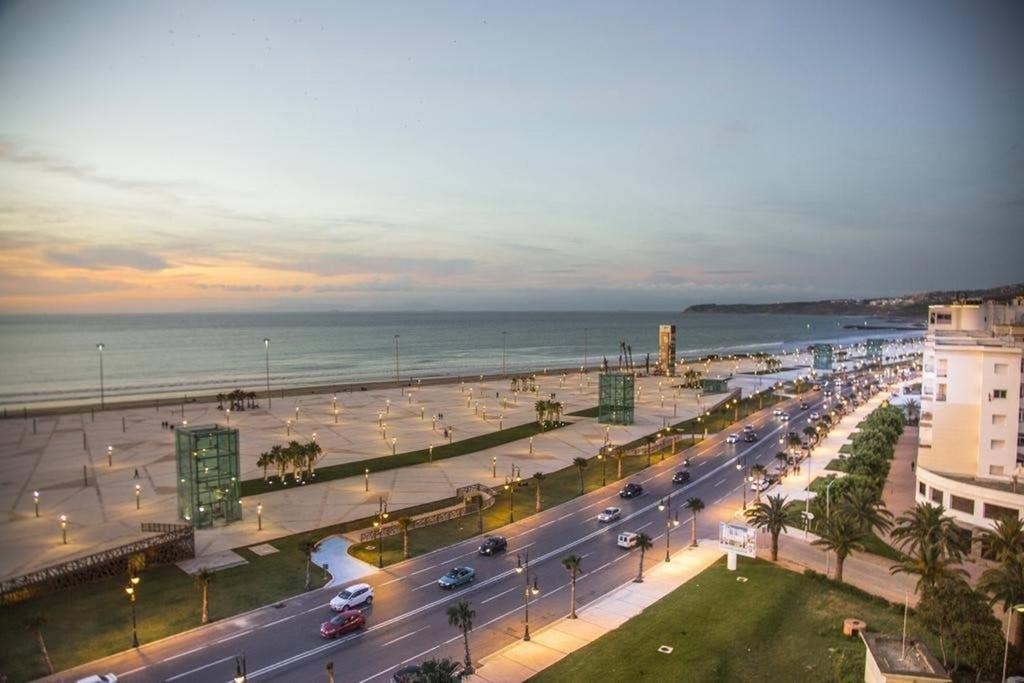 Vue Sur Mer Avec 2 Terrasses - 100M² - Sur La Cote Tanger Eksteriør bilde